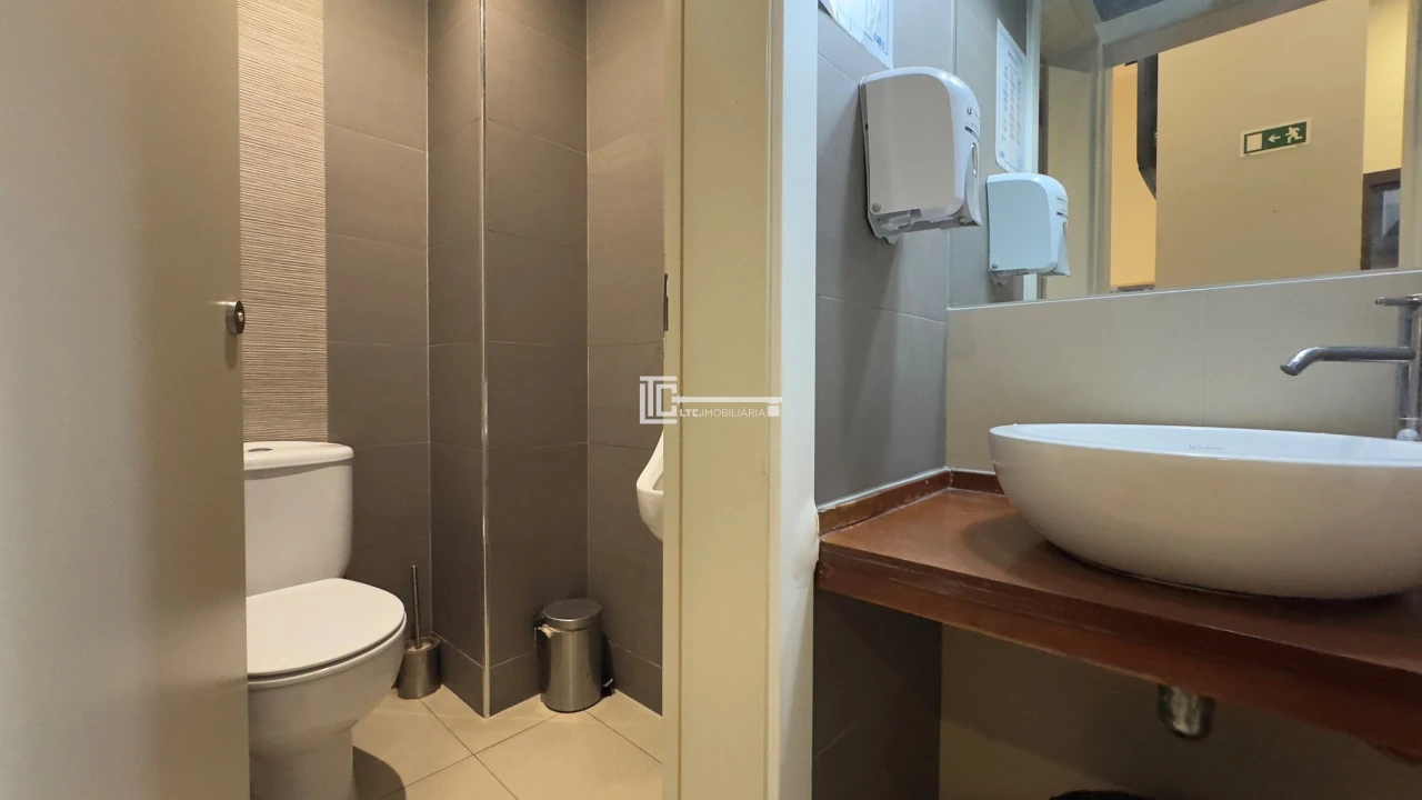 Negócio para Venda em Ramada e Caneças Foto 9