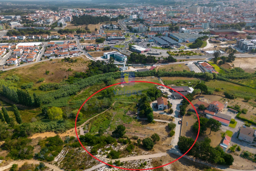 Moradia T3 para Venda em Caldas da Rainha - Santo Onofre e Serra do Bouro Foto 1