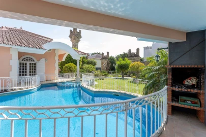 Moradia T6 para Venda em Cascais e Estoril