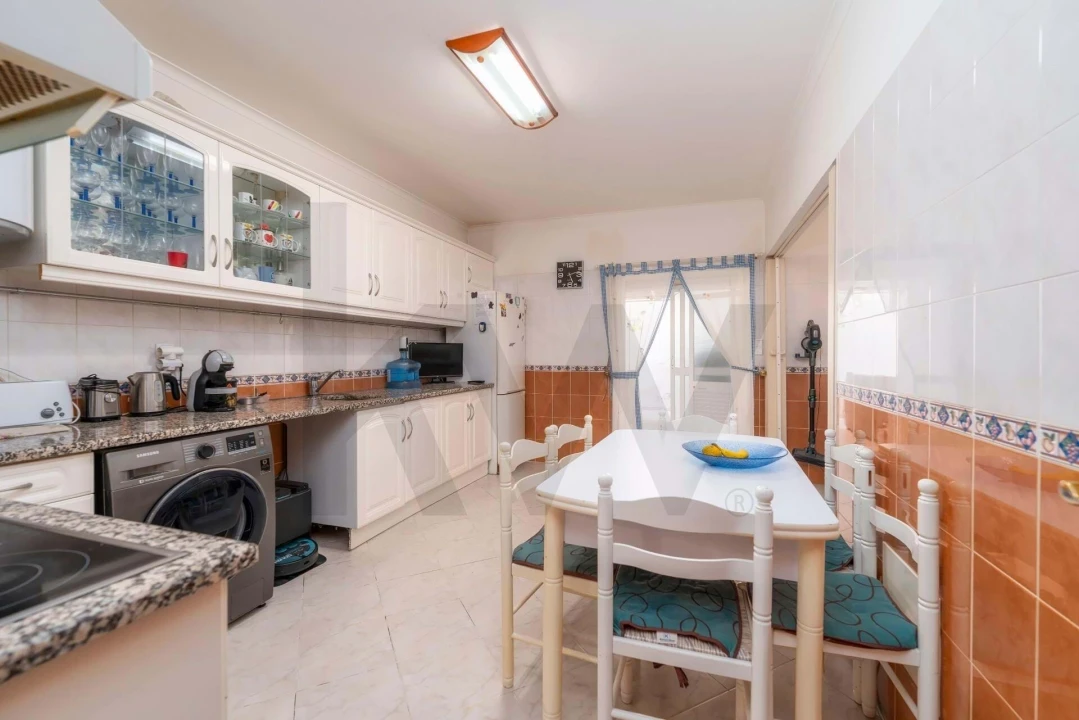 Apartamento T3 para Venda em Olhão Foto 4