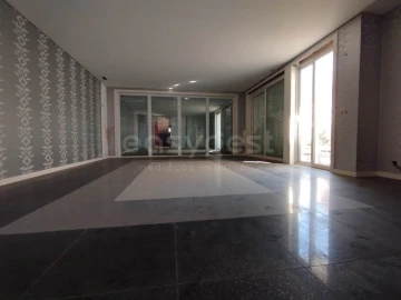Moradia T4 para Venda em Buarcos