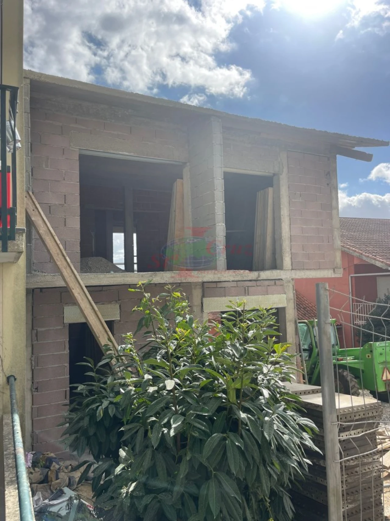 Moradia T4 para Venda em Eiras e São Paulo de Frades Foto 5