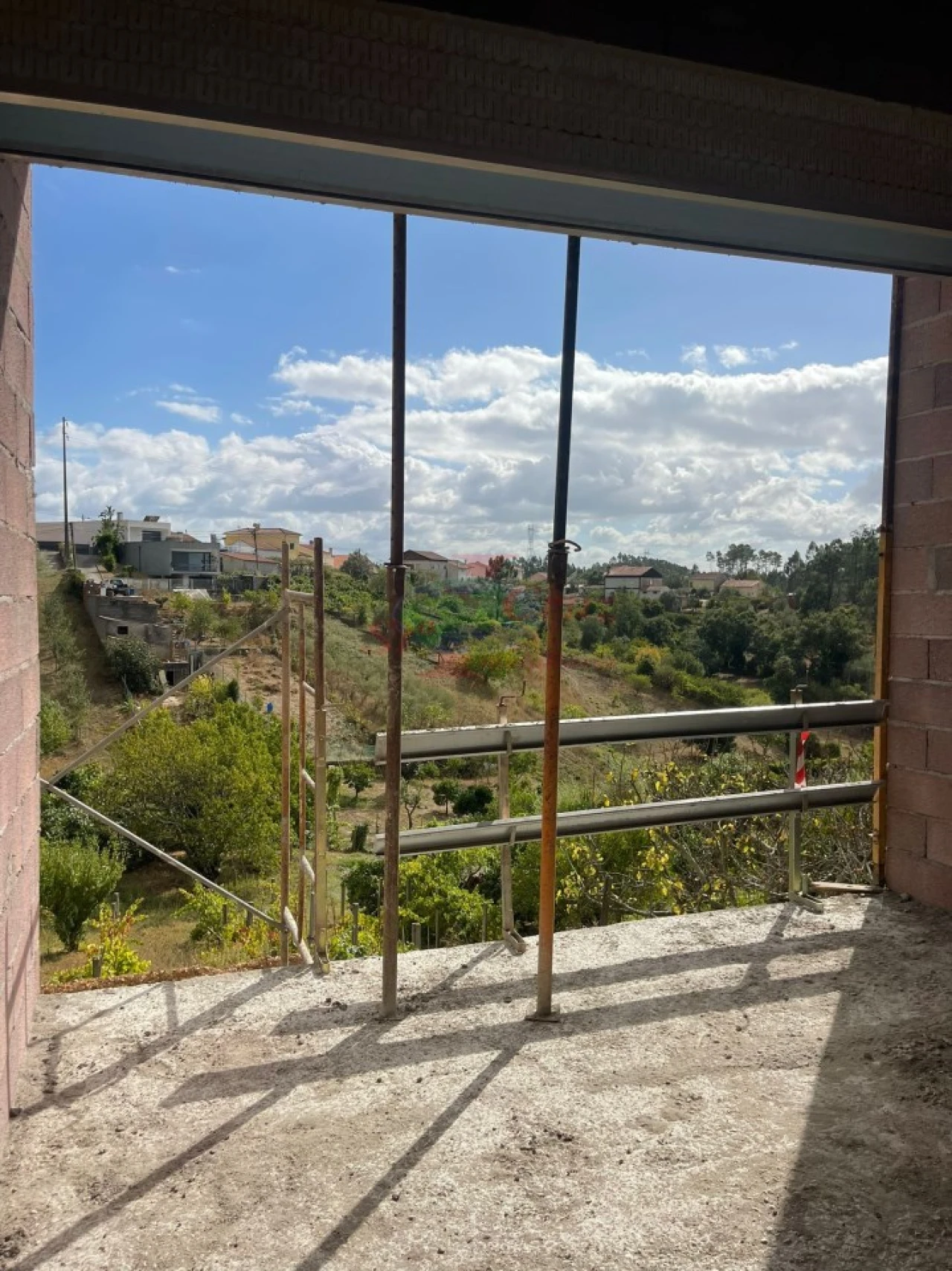 Moradia T4 para Venda em Eiras e São Paulo de Frades Foto 11