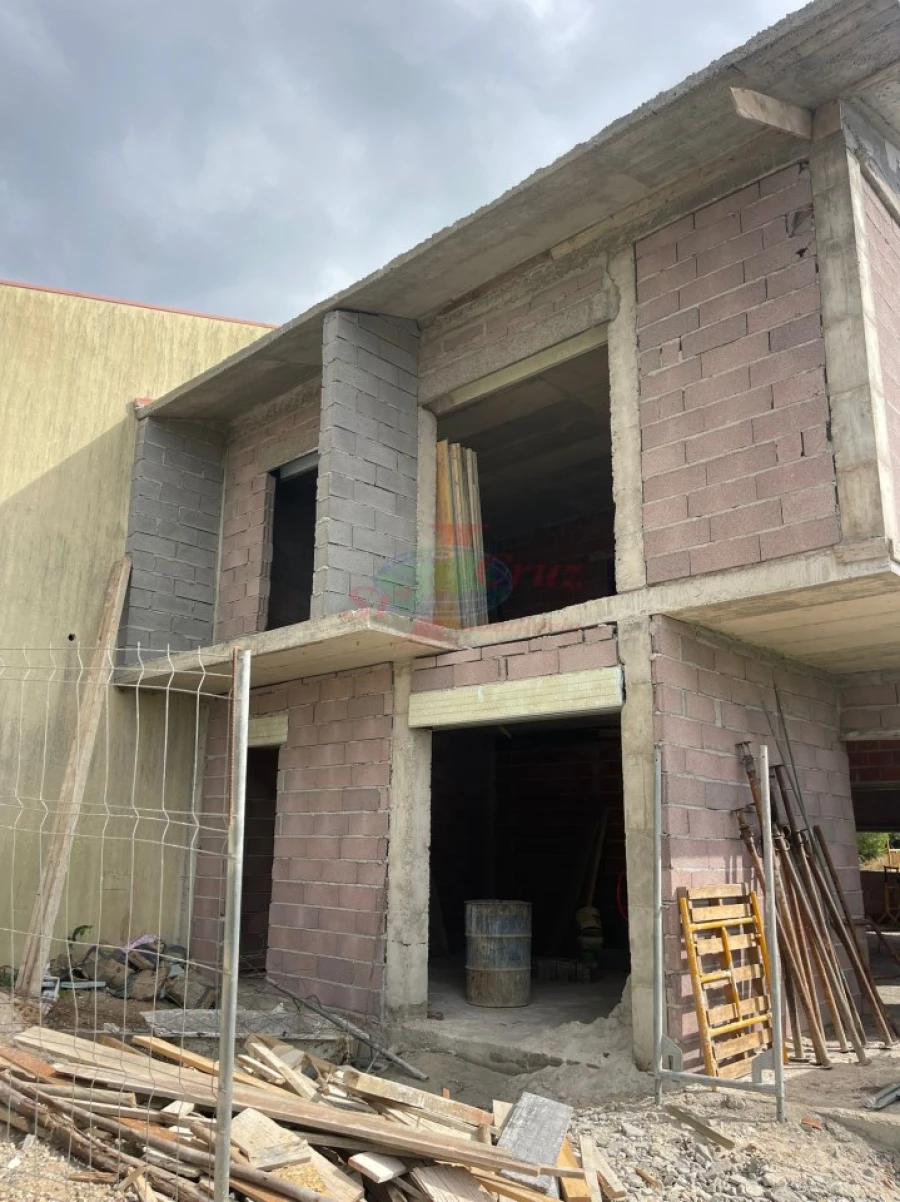 Moradia T4 para Venda em Eiras e São Paulo de Frades Foto 4