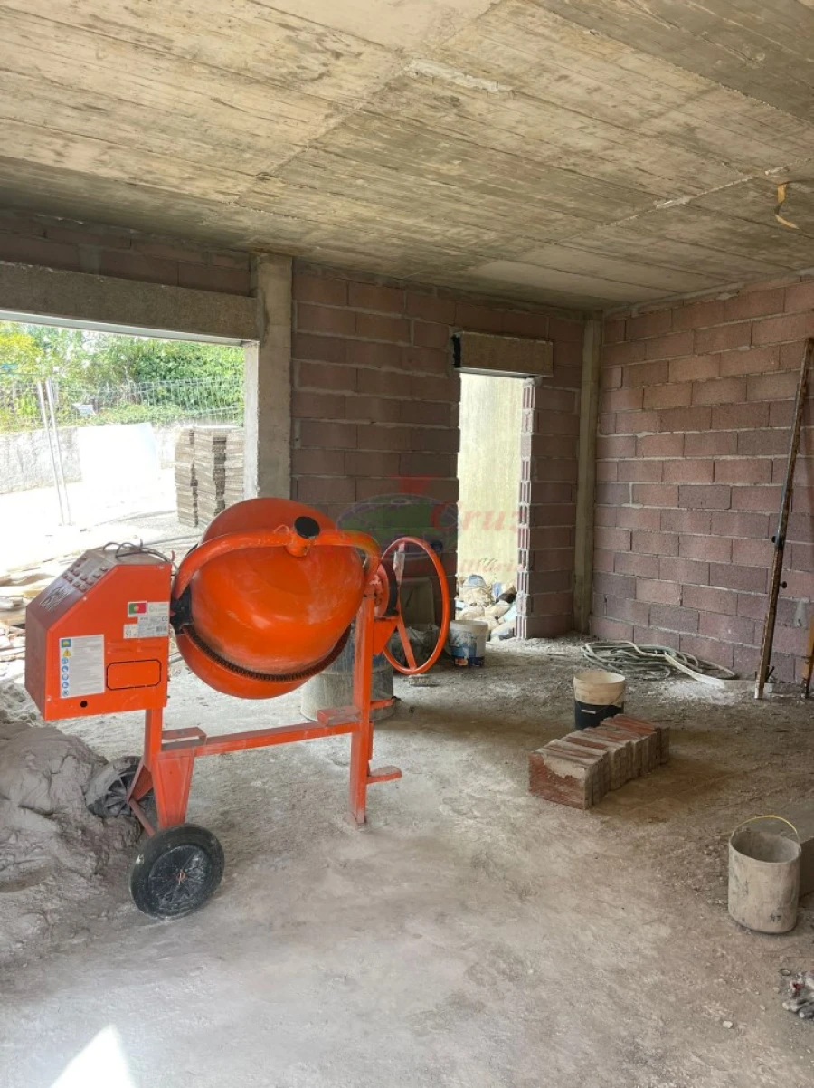 Moradia T4 para Venda em Eiras e São Paulo de Frades Foto 13