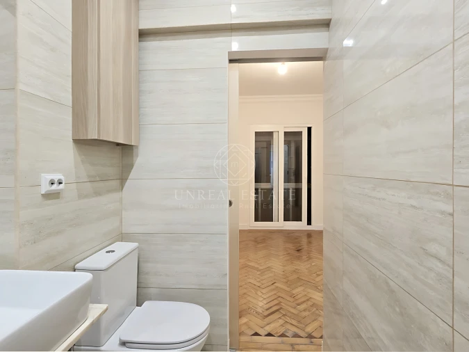 Apartamento T1 para Arrendamento em Algés, Linda-A-Velha e Cruz Quebrada-Dafundo Foto 25