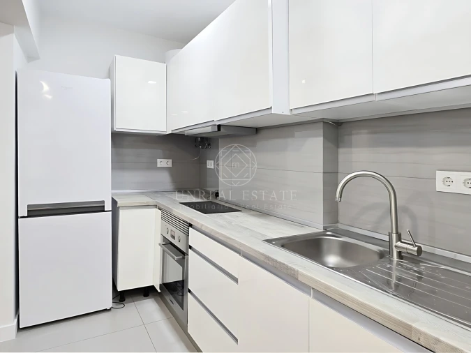 Apartamento T1 para Arrendamento em Algés, Linda-A-Velha e Cruz Quebrada-Dafundo Foto 14