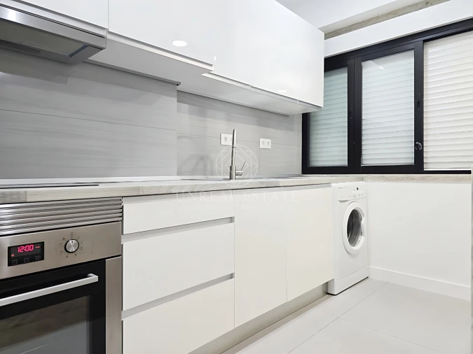 Apartamento T1 para Arrendamento em Algés, Linda-A-Velha e Cruz Quebrada-Dafundo Foto 13