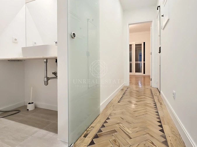 Apartamento T1 para Arrendamento em Algés, Linda-A-Velha e Cruz Quebrada-Dafundo Foto 3