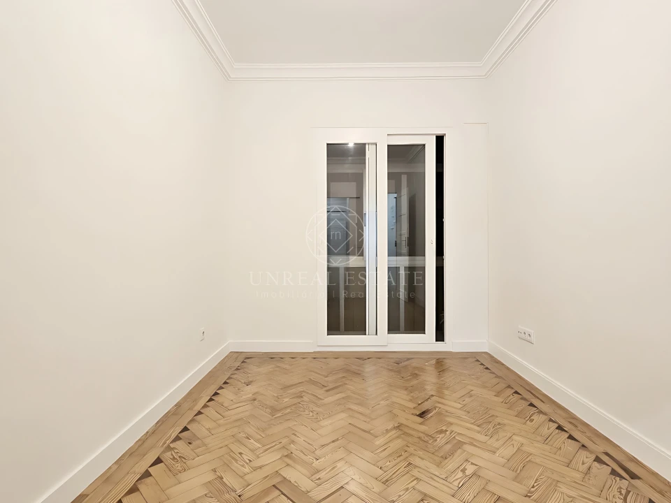 Apartamento T1 para Arrendamento em Algés, Linda-A-Velha e Cruz Quebrada-Dafundo Foto 18