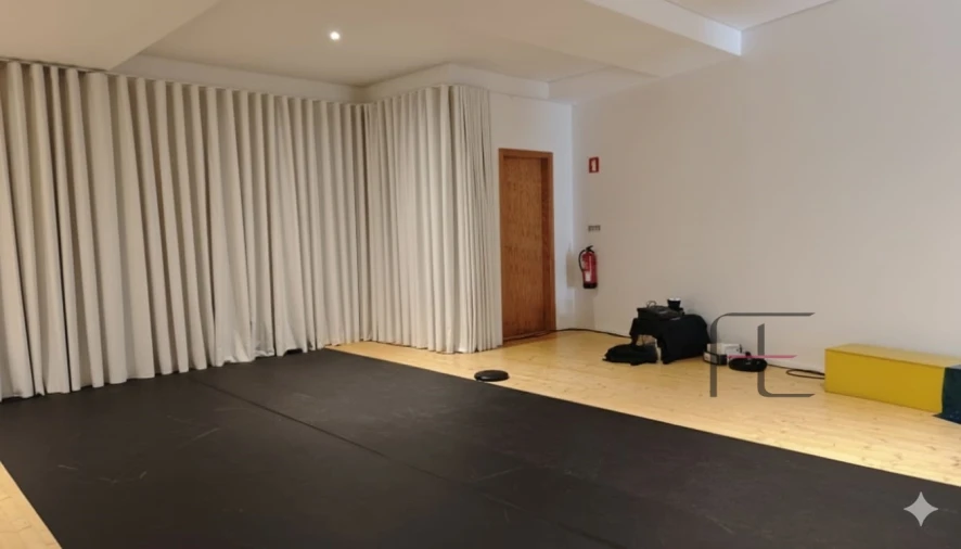 Loja para Venda em Santa Marinha e São Pedro da Afurada Foto 5