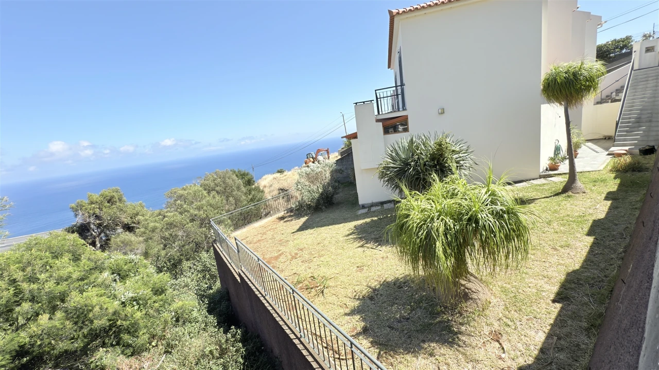 Moradia T2 para Venda em Agua de Pena Foto 25