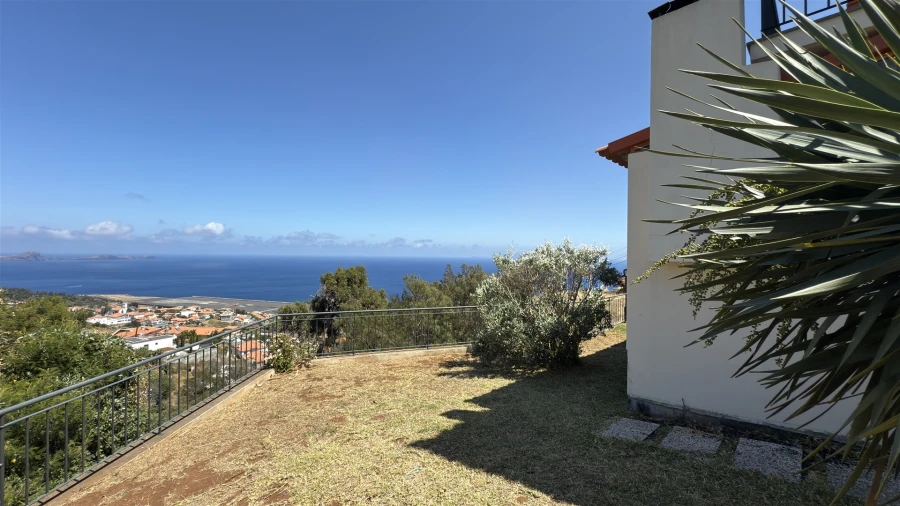 Moradia T2 para Venda em Agua de Pena Foto 4