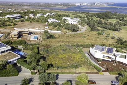 Terreno para Venda em Lagos (São Sebastião e Santa Maria)