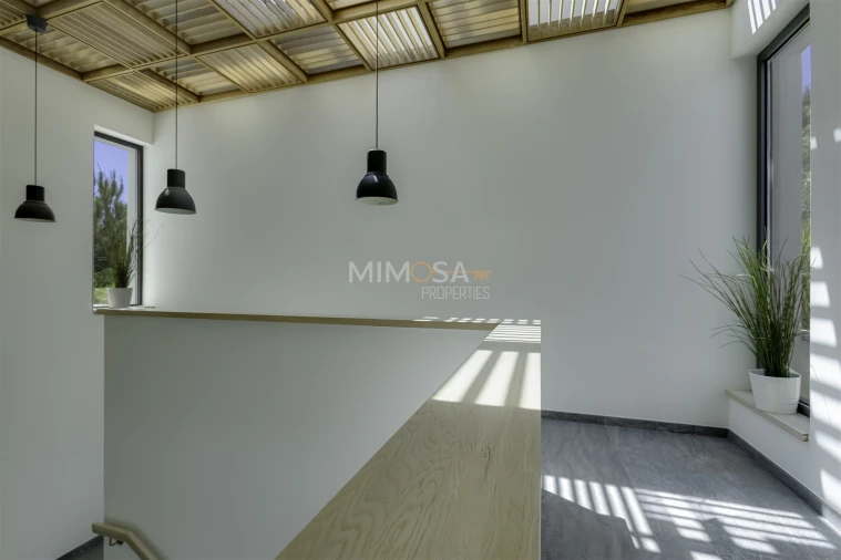 Moradia T4 para Venda em Odiaxere Foto 19