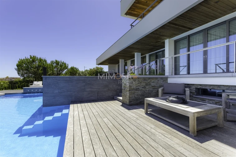 Moradia T4 para Venda em Odiaxere Foto 16