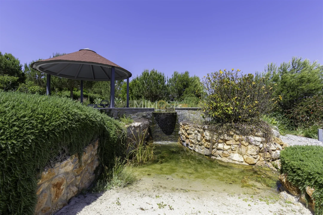 Moradia T4 para Venda em Odiaxere Foto 15