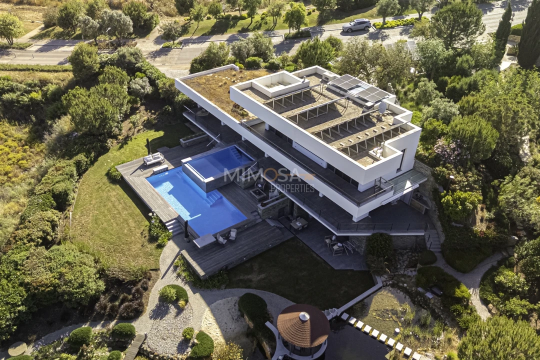 Moradia T4 para Venda em Odiaxere Foto 56