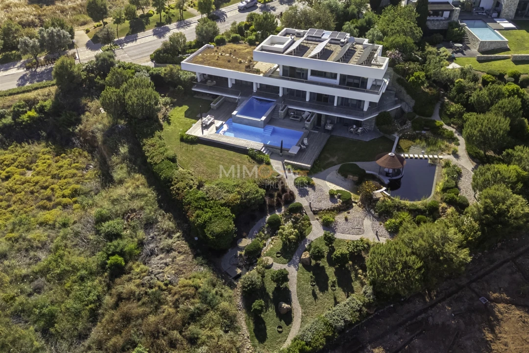 Moradia T4 para Venda em Odiaxere Foto 57