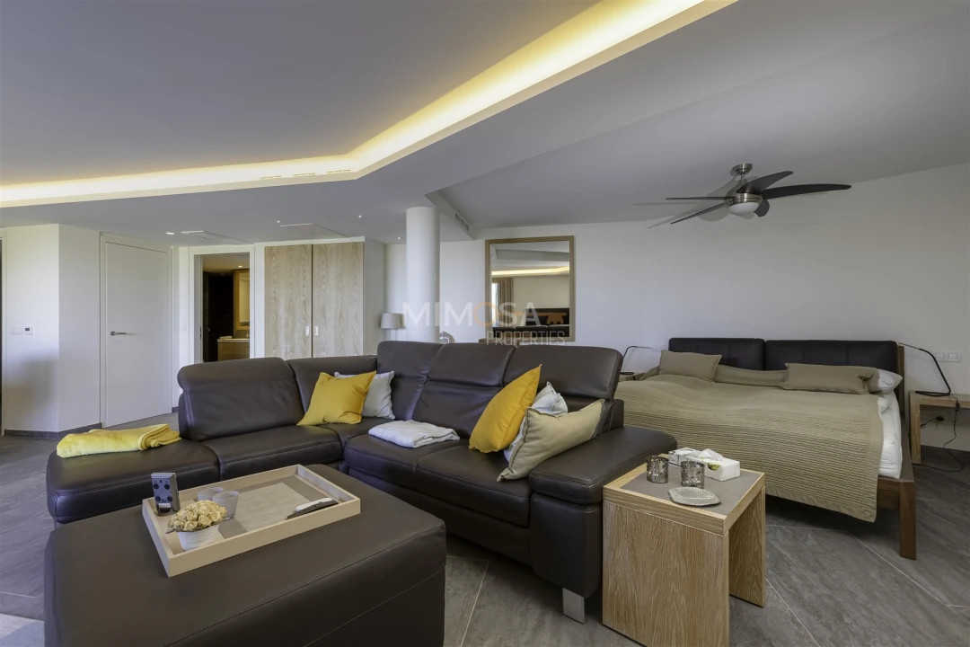 Moradia T4 para Venda em Odiaxere Foto 39