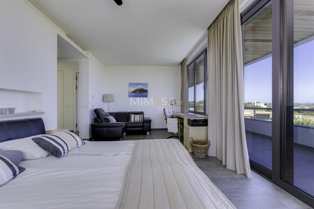 Moradia T4 para Venda em Odiaxere Foto 30