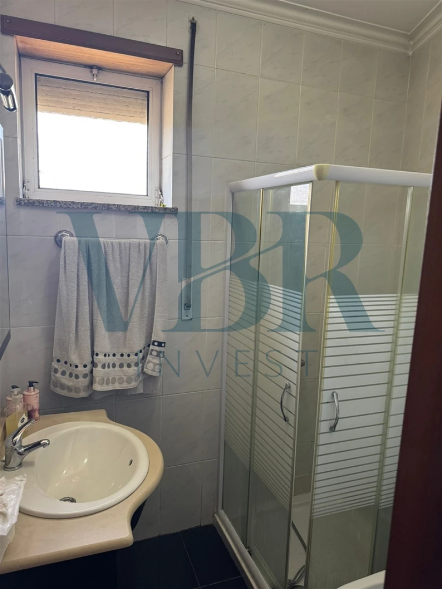 Moradia T3 para Venda em Arentim e Cunha Foto 12