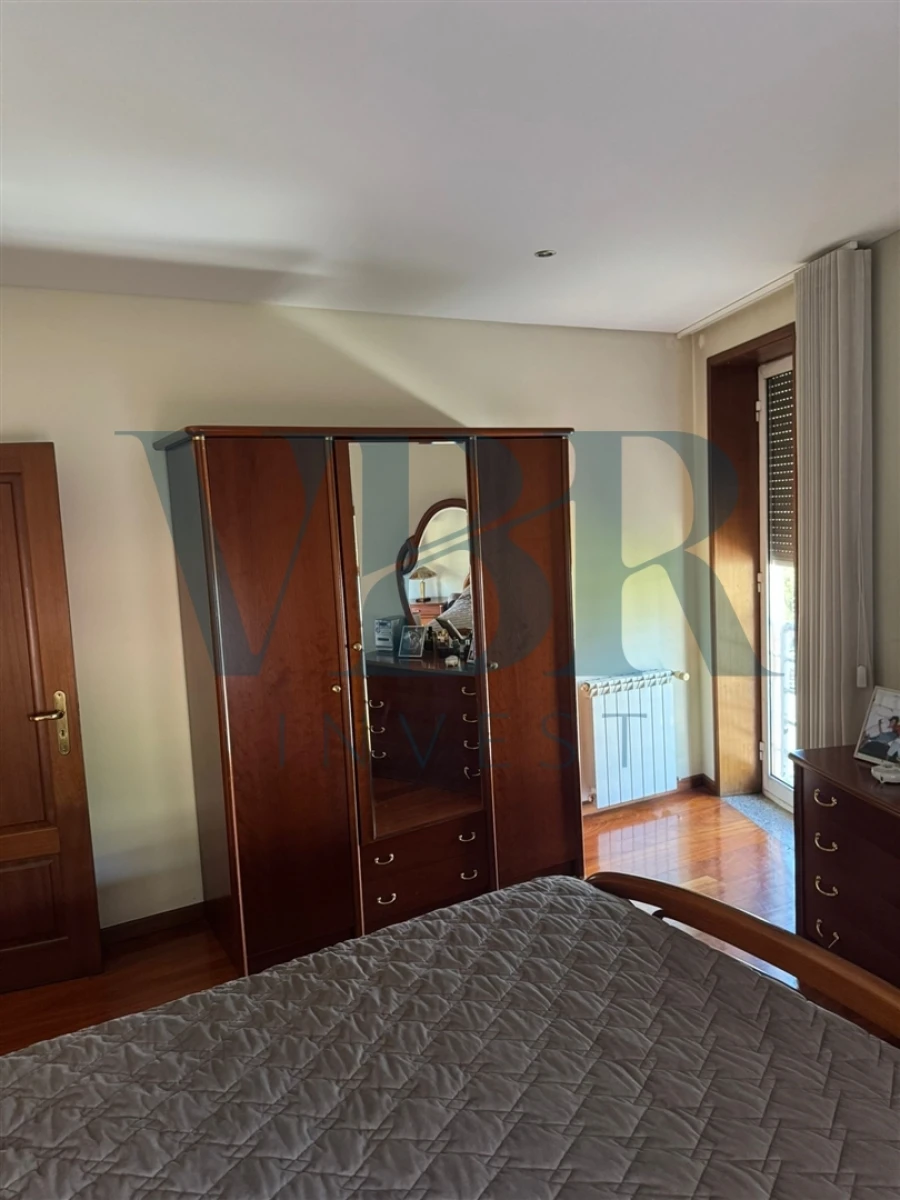 Moradia T3 para Venda em Arentim e Cunha Foto 9