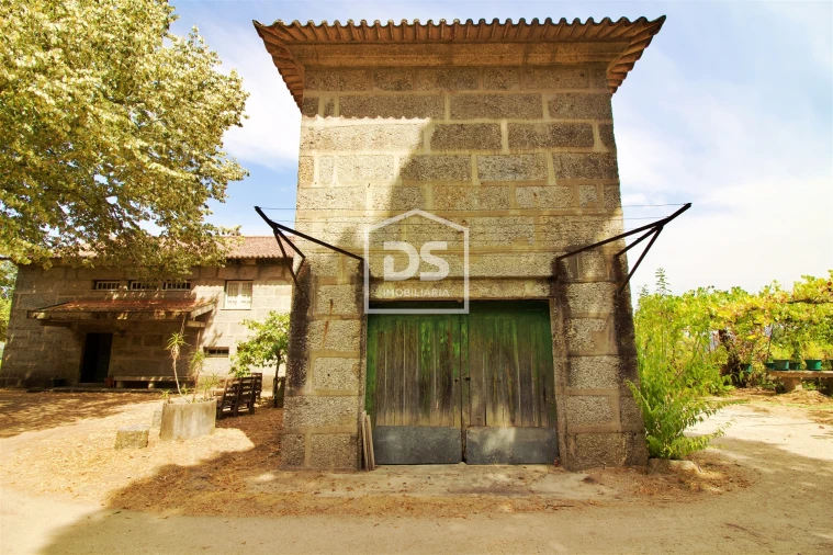 Quinta T12 para Venda em Tabuado Foto 37