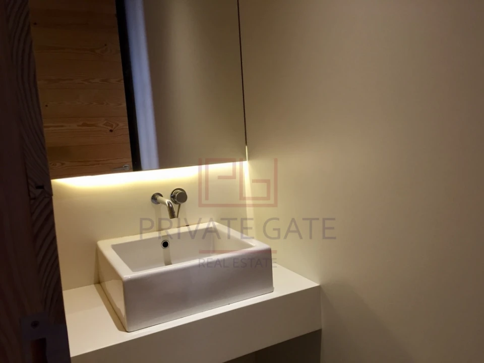 Apartamento T1 para Arrendamento em Aldoar, Foz do Douro e Nevogilde Foto 8