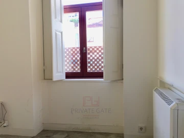 Apartamento T1 para Arrendamento em Aldoar, Foz do Douro e Nevogilde