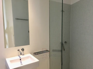 Apartamento T1 para Arrendamento em Aldoar, Foz do Douro e Nevogilde