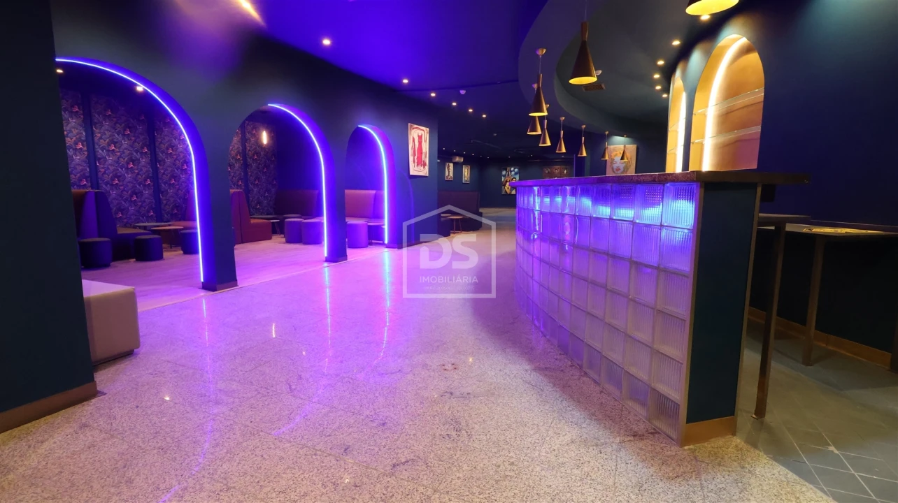 Negócio para Venda em Mundão Foto 48