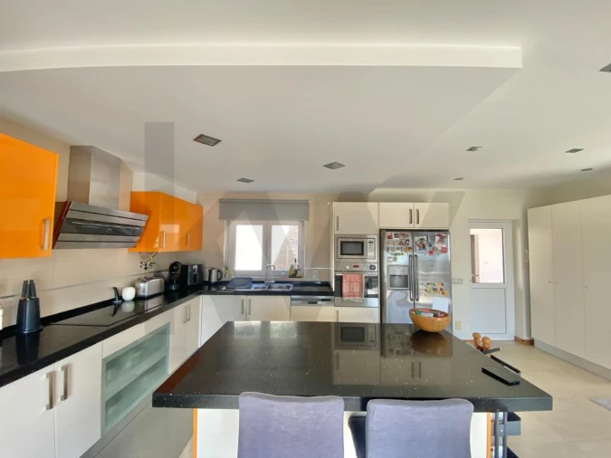 Moradia T3 para Venda em Valado dos Frades Foto 11