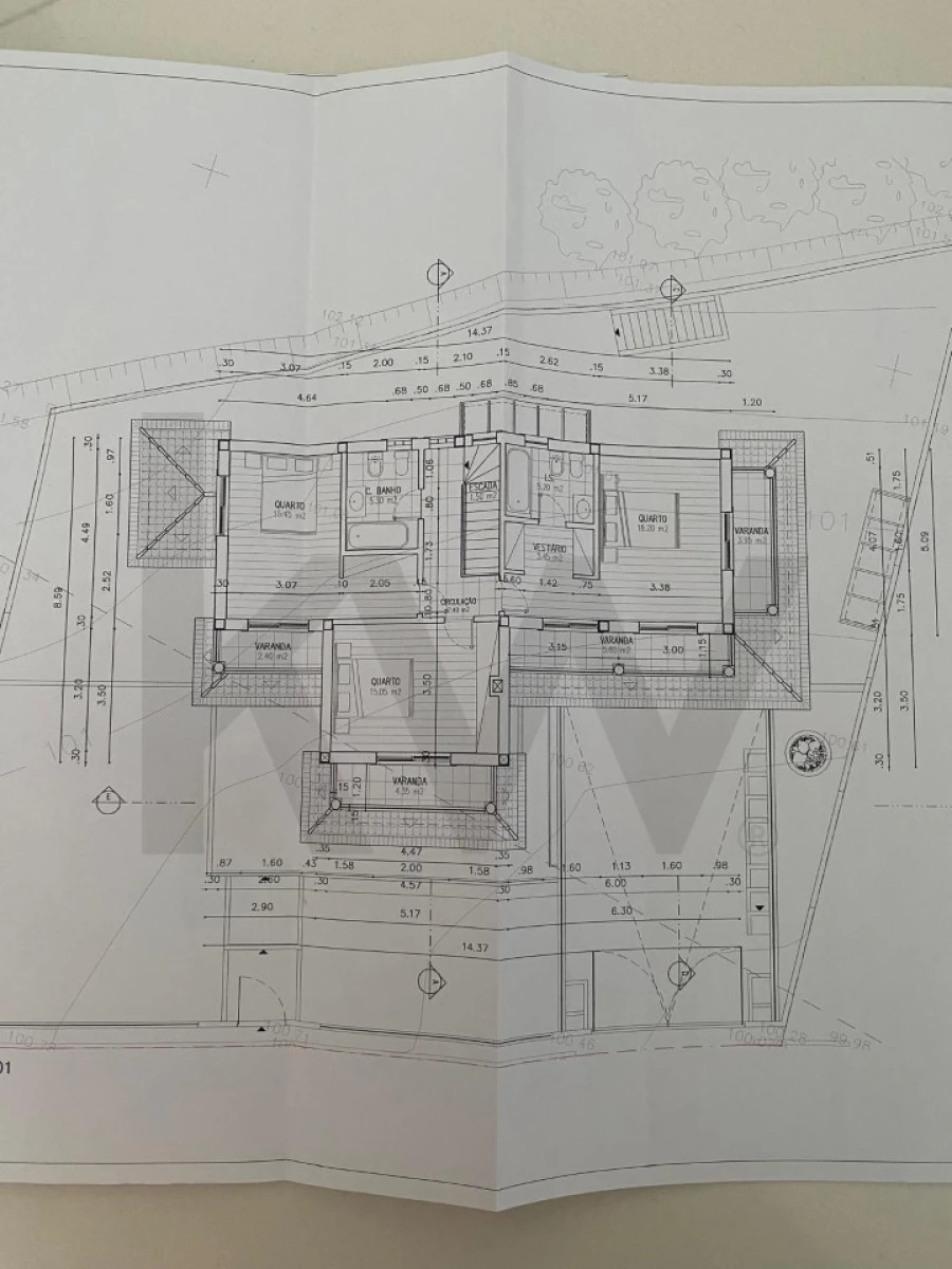Moradia T3 para Venda em Valado dos Frades Foto 38