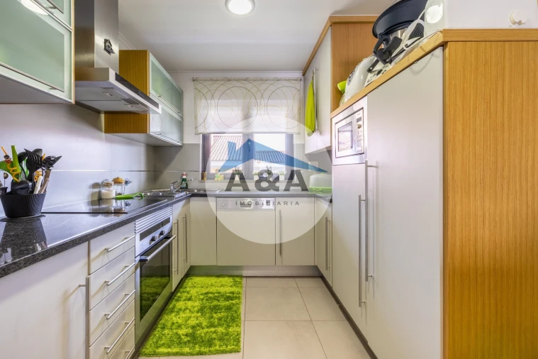 Apartamento T4 para Venda em Pataias e Martingança Foto 11