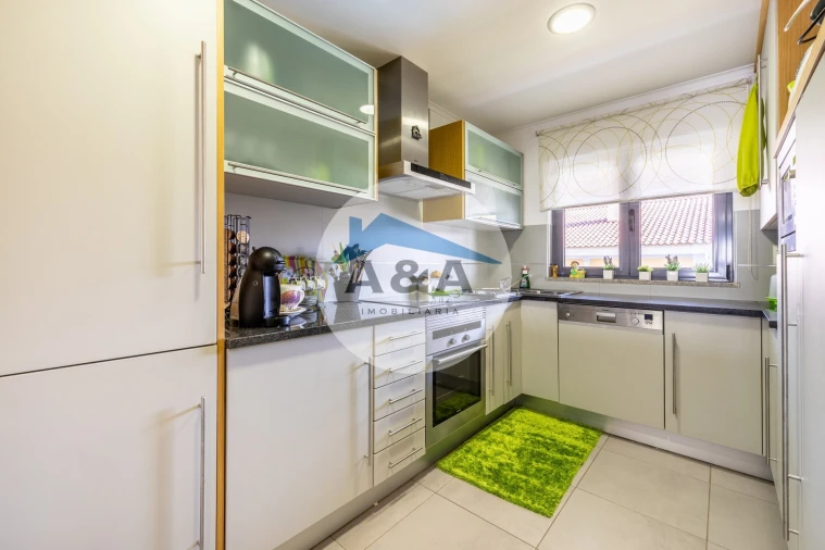 Apartamento T4 para Venda em Pataias e Martingança Foto 9