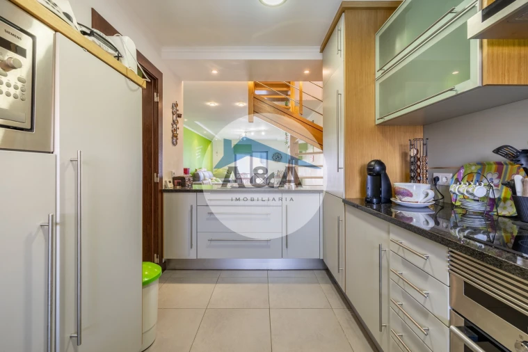 Apartamento T4 para Venda em Pataias e Martingança Foto 12