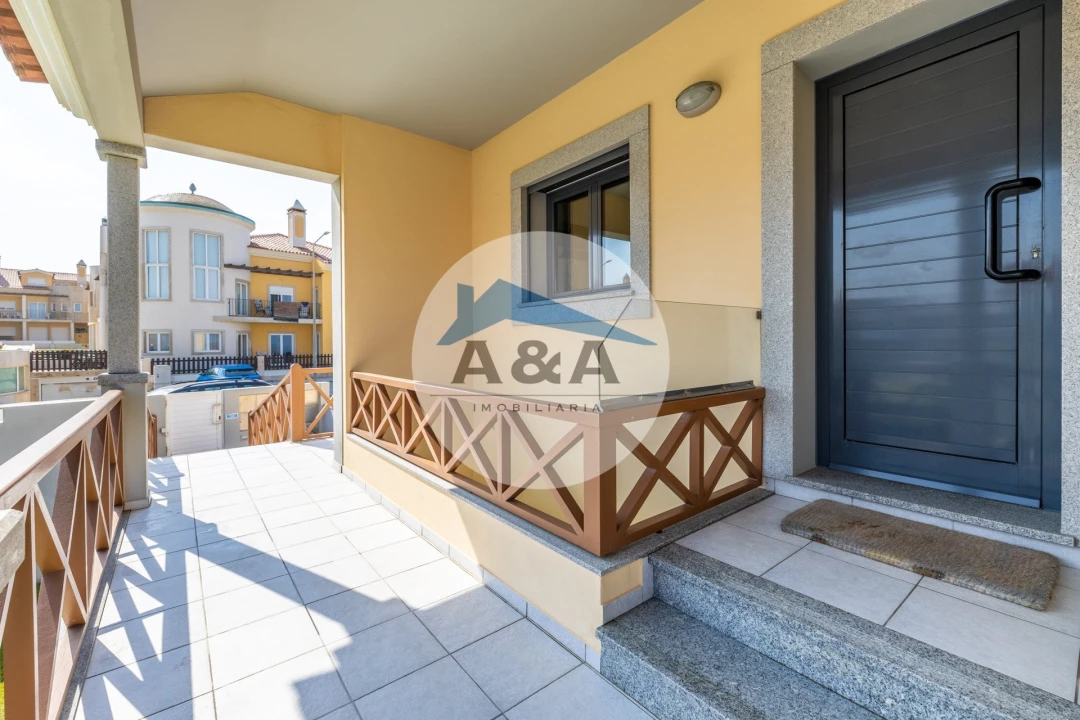 Apartamento T4 para Venda em Pataias e Martingança Foto 3