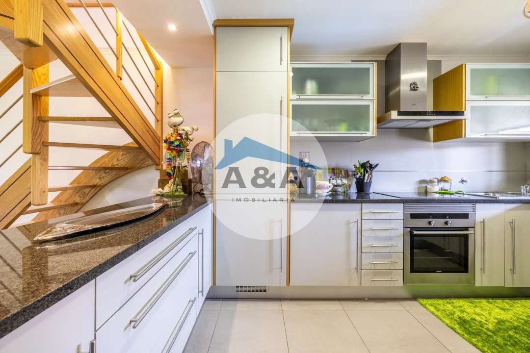 Apartamento T4 para Venda em Pataias e Martingança Foto 8