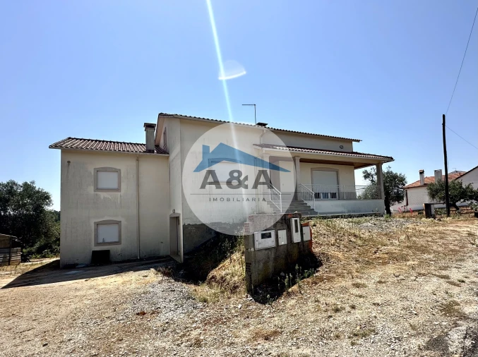 Moradia T3 para Venda em Atouguia Foto 5