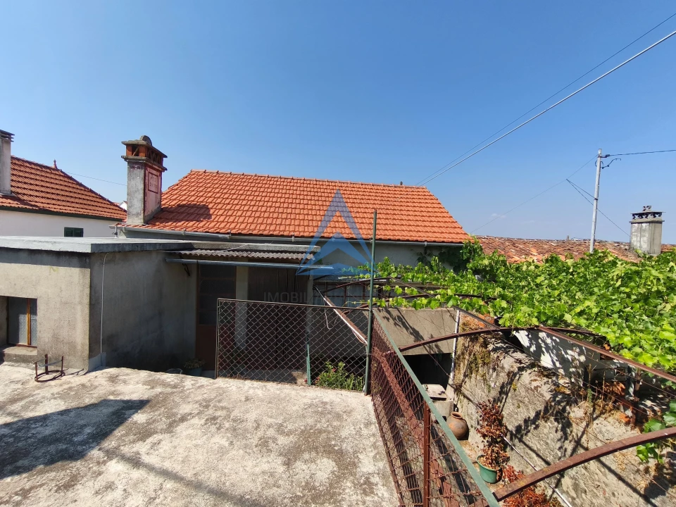 Moradia T3 para Venda em Vila Facaia Foto 17