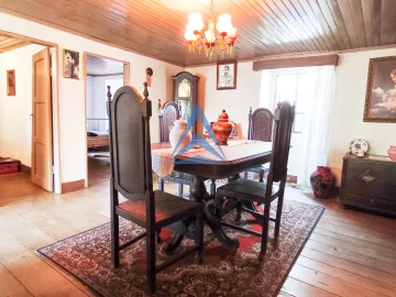 Moradia T3 para Venda em Vila Facaia