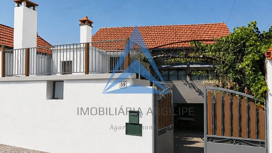 Moradia T3 para Venda em Vila Facaia