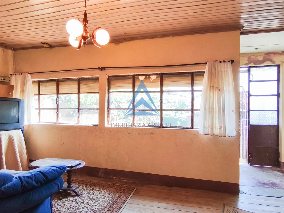 Moradia T3 para Venda em Vila Facaia Foto 10