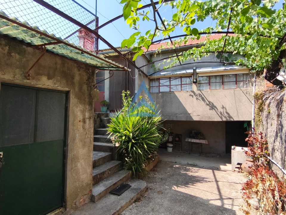 Moradia T3 para Venda em Vila Facaia Foto 4