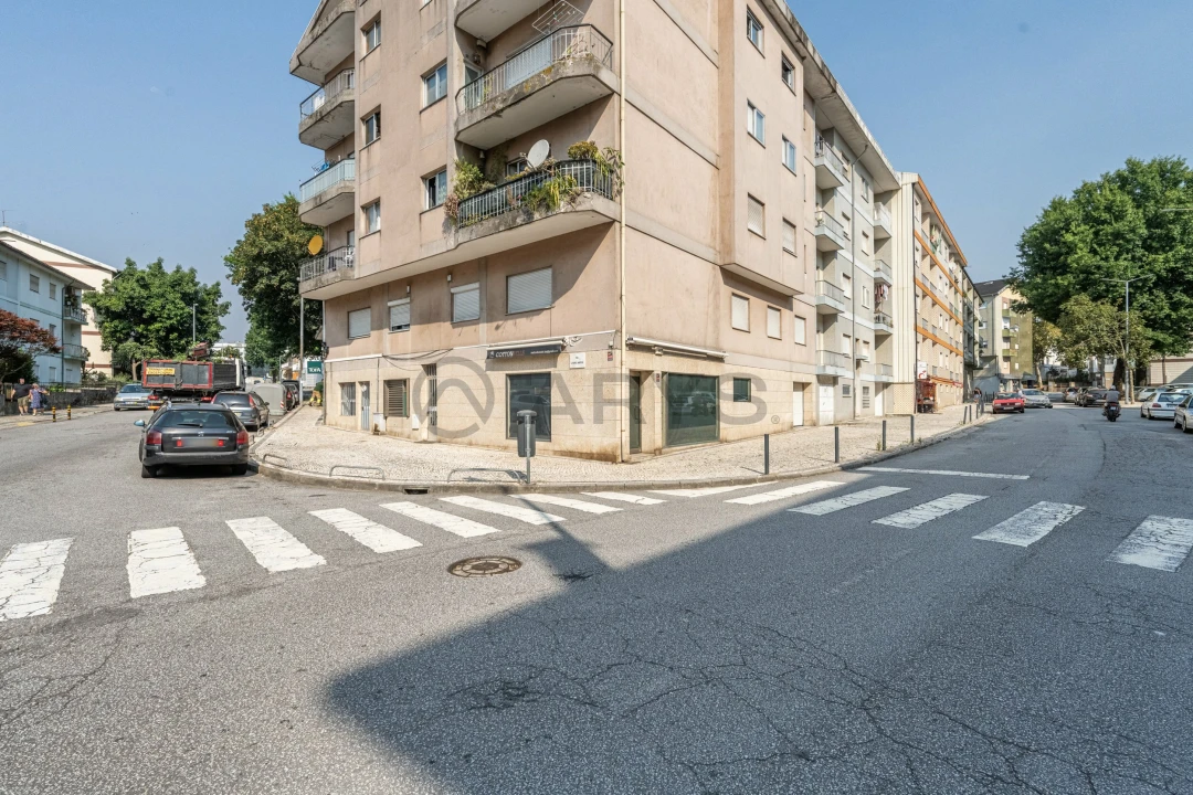 Loja para Venda em São Vitor (Braga) Foto 4