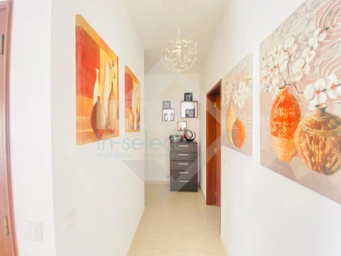 Apartamento T2 para Venda em Quarteira Foto 9