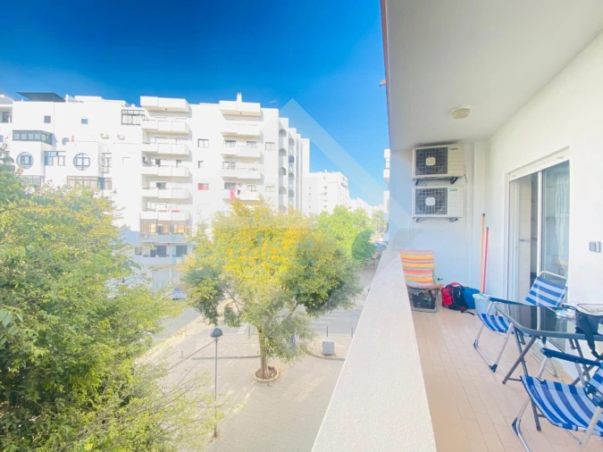 Apartamento T2 para Venda em Quarteira Foto 16