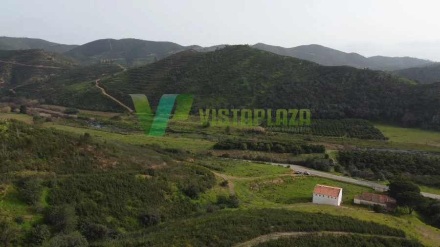 Quinta T2 para Venda em Alferce Foto 9