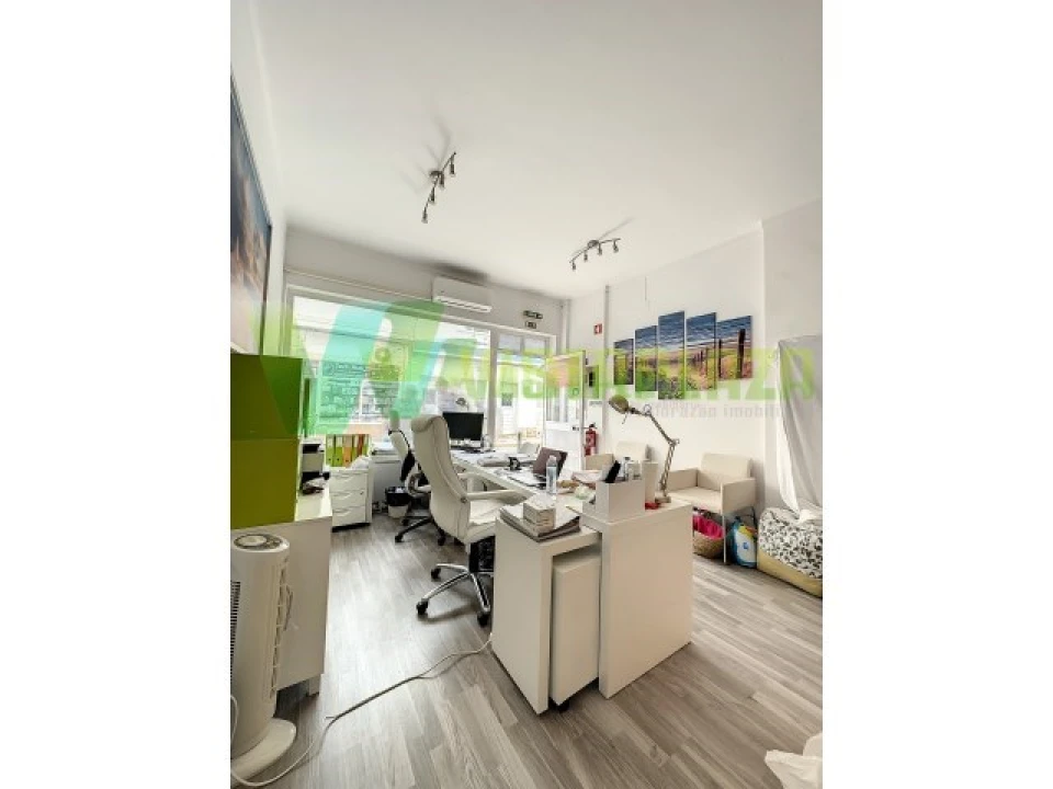 Loja para Venda em Alvor Foto 12